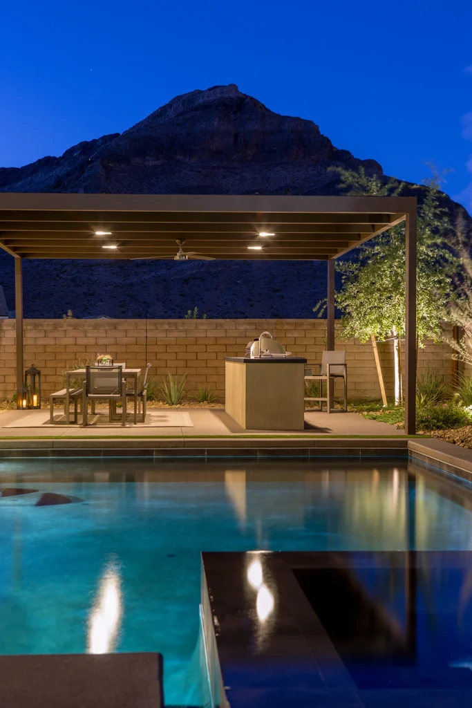 Gallery - Watters Aquatech Pools & Spas Nice backyard with swimming pool
