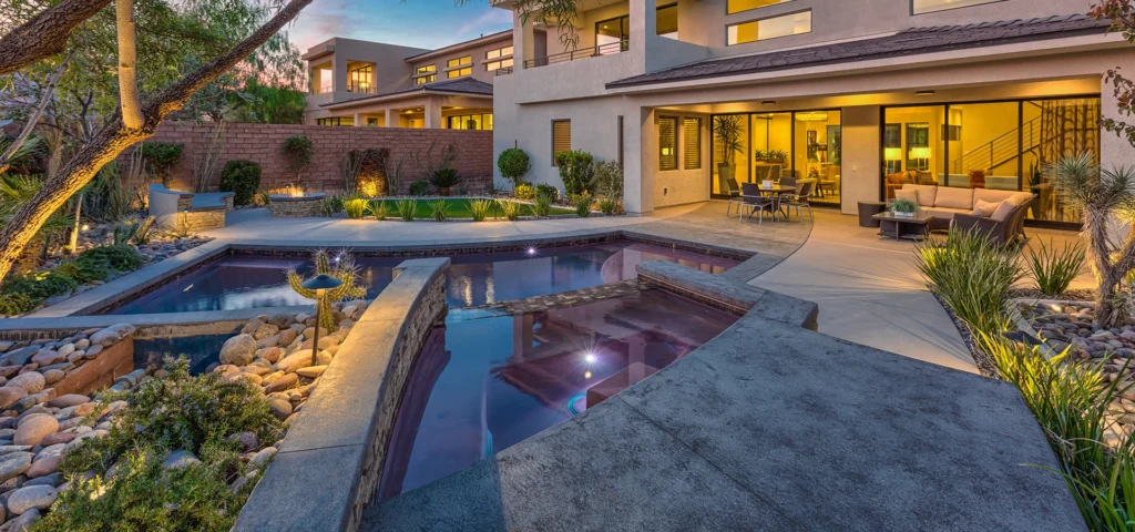 Gallery - Watters Aquatech Pools & Spas House with a really nice swimming pool - Watters Aquatech